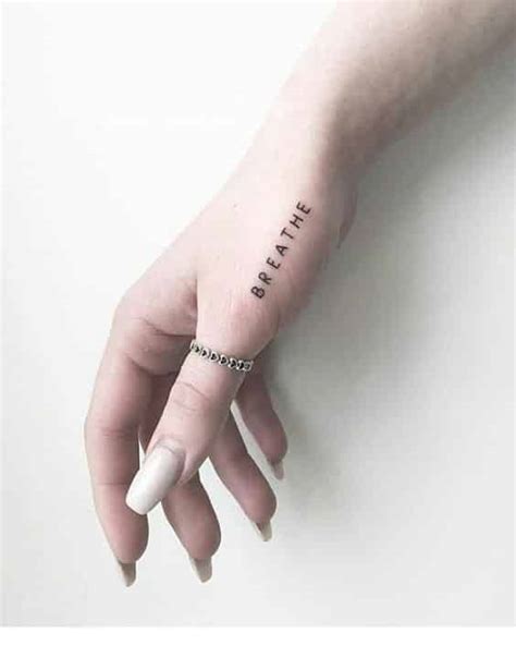 tatuajes pequeños frases|frases de tatuajes en ingles.